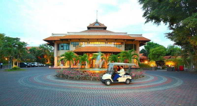 Hôtel Equator à Sorabaya Extérieur photo